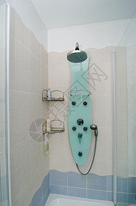 淋浴浴室水龙头收银台奶油金属白色背景图片