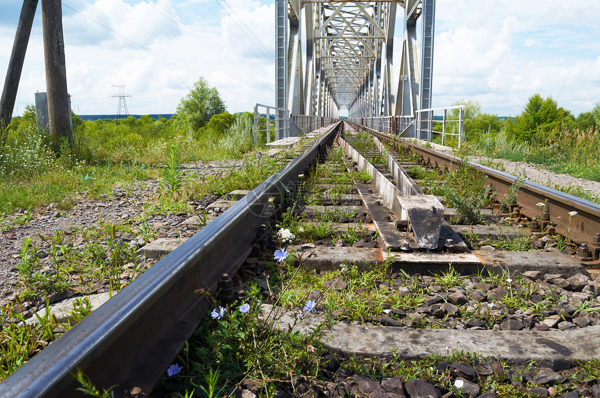 铁路桥火车旅游旅行地平线金属交通速度石头运输车站图片