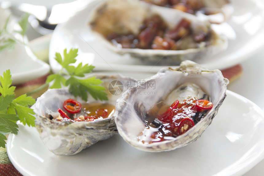 牡蛎大餐拼盘营养食物美食香菜烹饪刀具海鲜味道投标图片