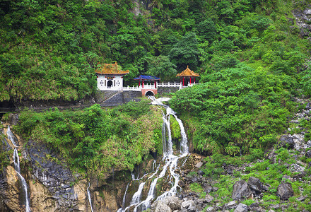 长春庙 太郎子国家公园 台湾假期公园神社地标旅游峡谷瀑布森林国家旅行背景图片