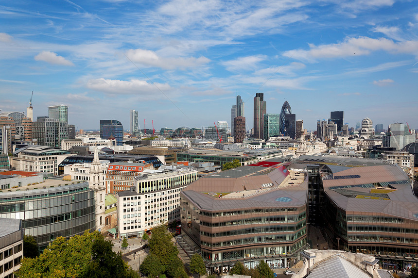 来自圣保罗大教堂顶部的伦敦市风景首都场景市中心地标景观工作大教堂教会城市天线图片