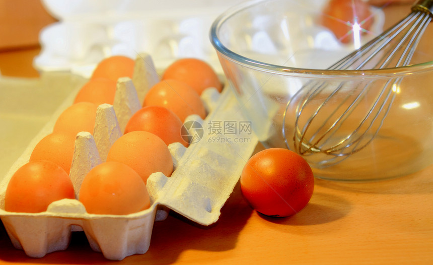 包件中的鸡蛋早餐营养健康饮食习惯产品食物餐饮图片