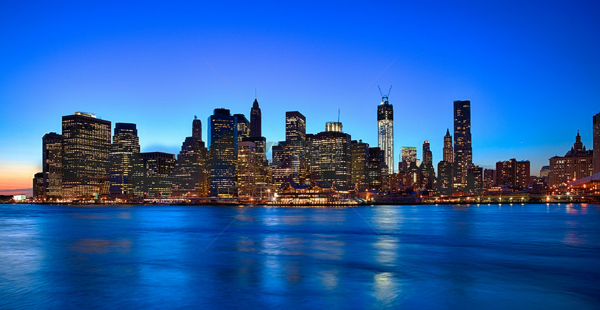 纽约市下城自由塔楼建筑城市建筑学天空码头景观公寓市中心摩天大楼反射图片