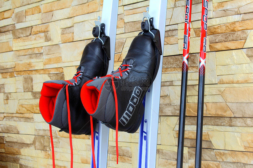 雪皮靴 精滑滑雪运动安装黑色越野靴子比赛乐趣图片