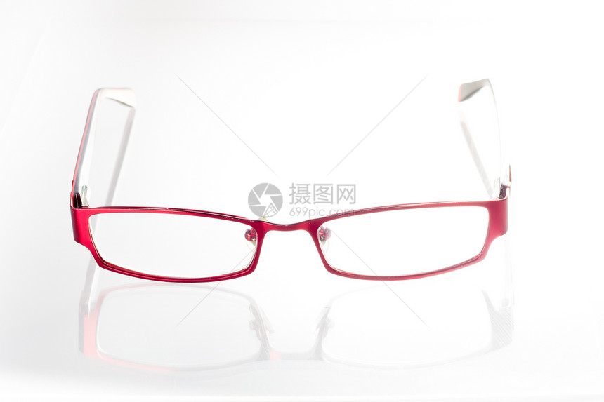 白色上的红镜阅读反射塑料眼镜光学黑色框架眼睛镜片图片