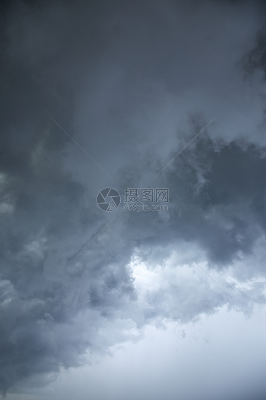 暴云天空危险天气云景雷雨积雨风暴飓风阴影图片
