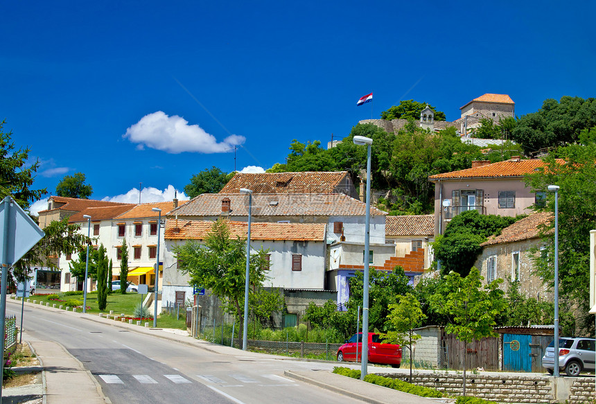 Dalmatian内陆地的Benkovac镇图片