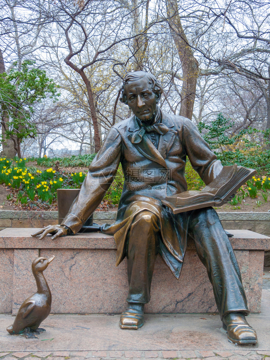 汉斯克里斯琴安德森苗圃建筑雕塑故事作家雕像公园长椅寓言鸭子图片