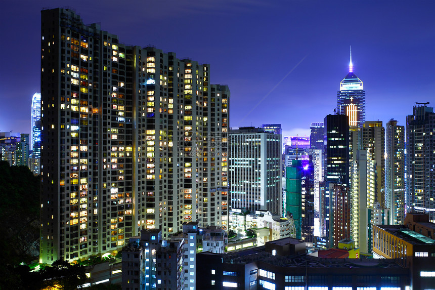 夜间建筑结构住宅建造天空办公室摩天大楼金融景观商业城市天际图片