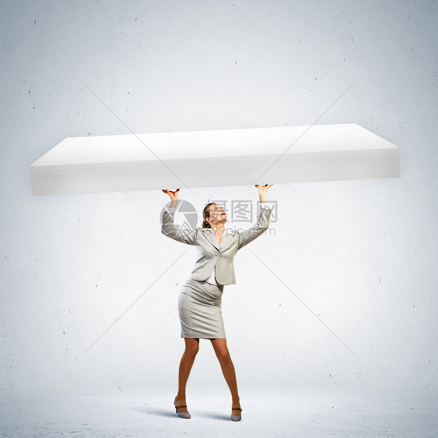 有旗帜的女商务人士空白重量负担乐趣白色横幅展示广告海报挑战图片