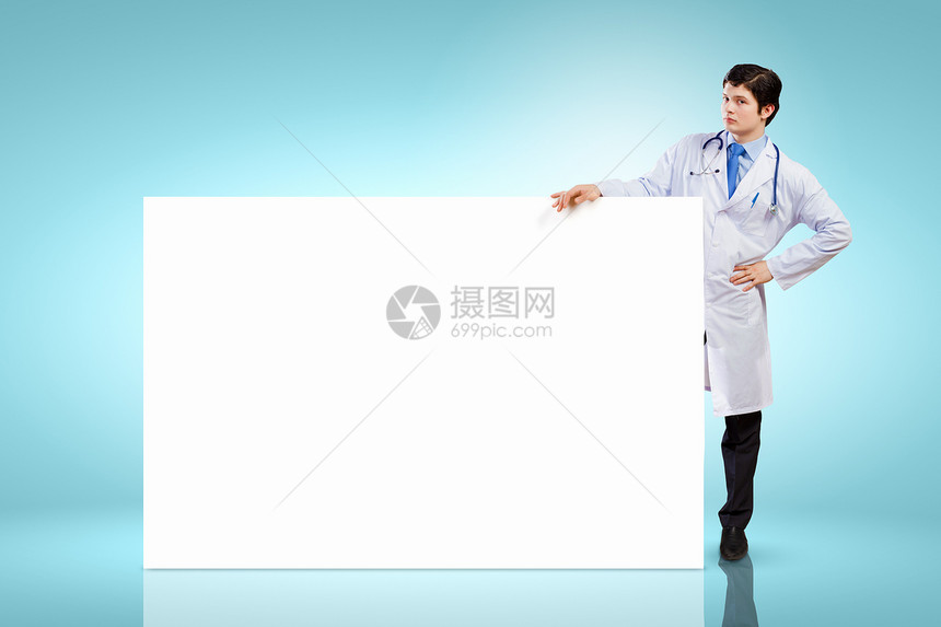 带空白横幅的医生公告推介会成人手术药品男性外科护士治疗学生图片