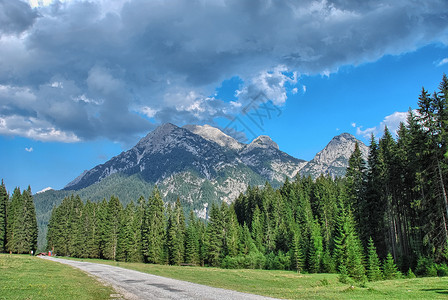 习富路夏天高山高清图片