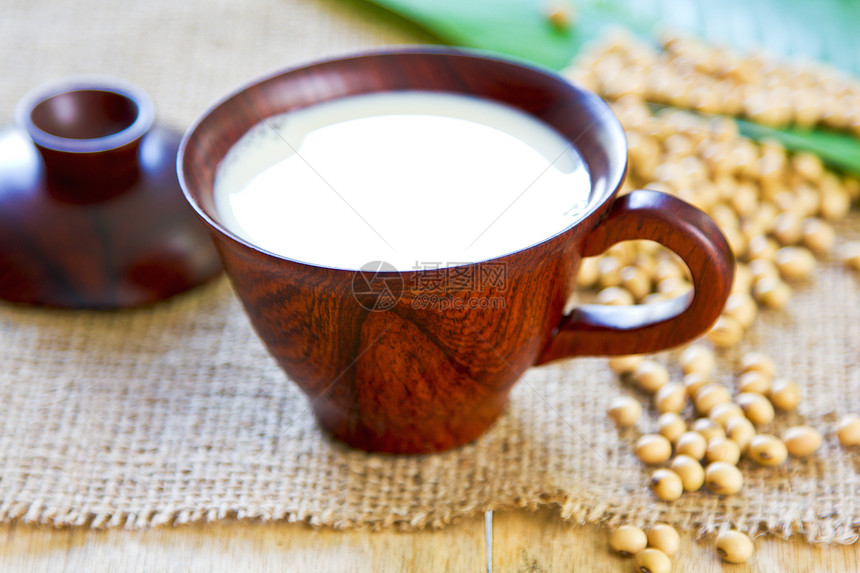 豆类牛奶白色木头大豆饮食奶油状食物营养粮食勺子脉冲图片