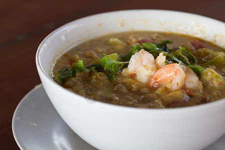 泰食材食品麻辣套装白盘子兰花美食摄影香菜石灰叶食物高清图片