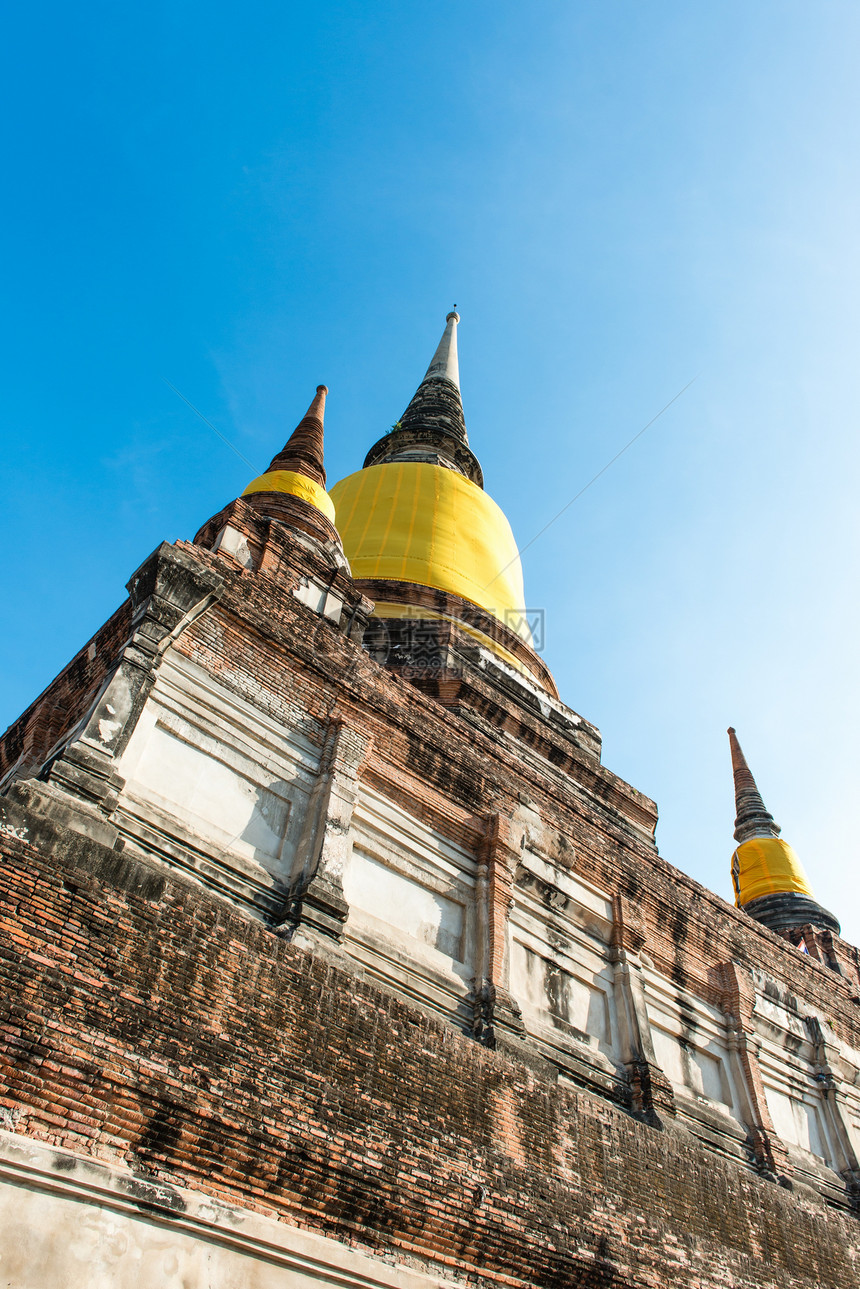 泰国古老城市泰国天空寺庙历史性历史佛教徒祷告石头地标游客文化图片