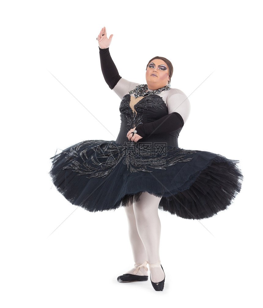 龙女皇在礼裙里跳舞姿势男人胖子舞蹈裙子艺人乐趣娱乐脚尖男性图片