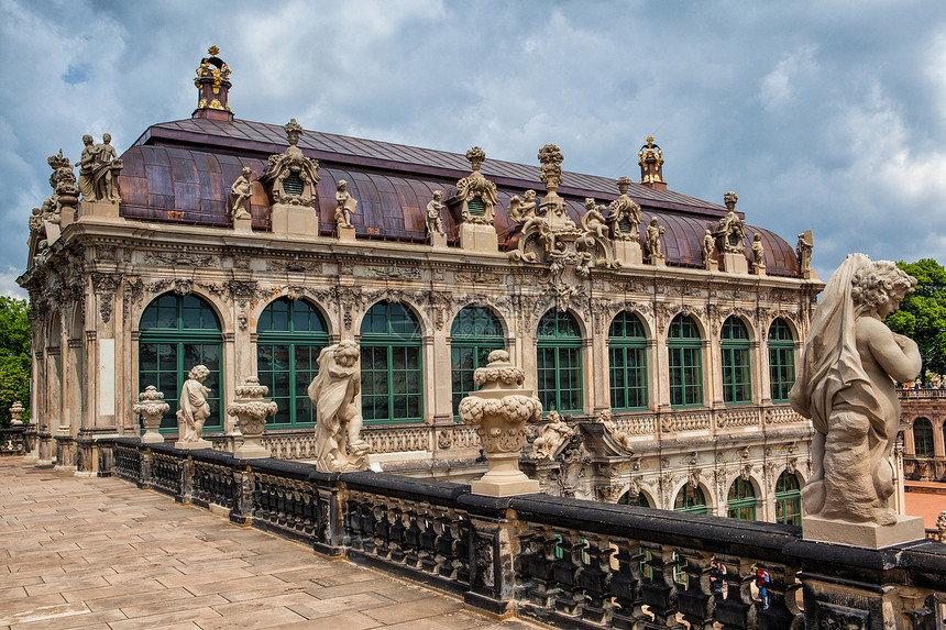 德累斯顿Zwinder著名的宫殿风格砂岩画廊雕像建筑博物馆阳台栏杆历史旅行图片