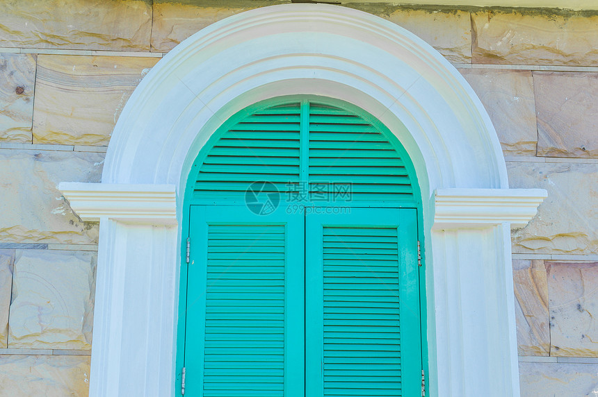 丰富多彩的法国风格窗口建筑艺术框架办公室装饰品蓝色白色花园玻璃窗户图片