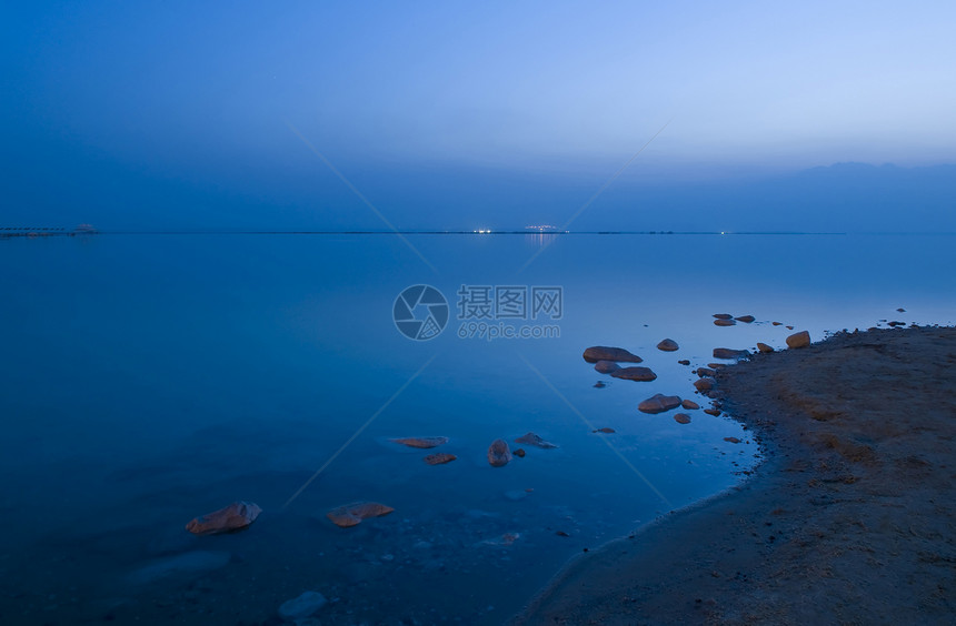 死海场景矿物质旅行反射风景蓝色死海支撑温泉医疗图片