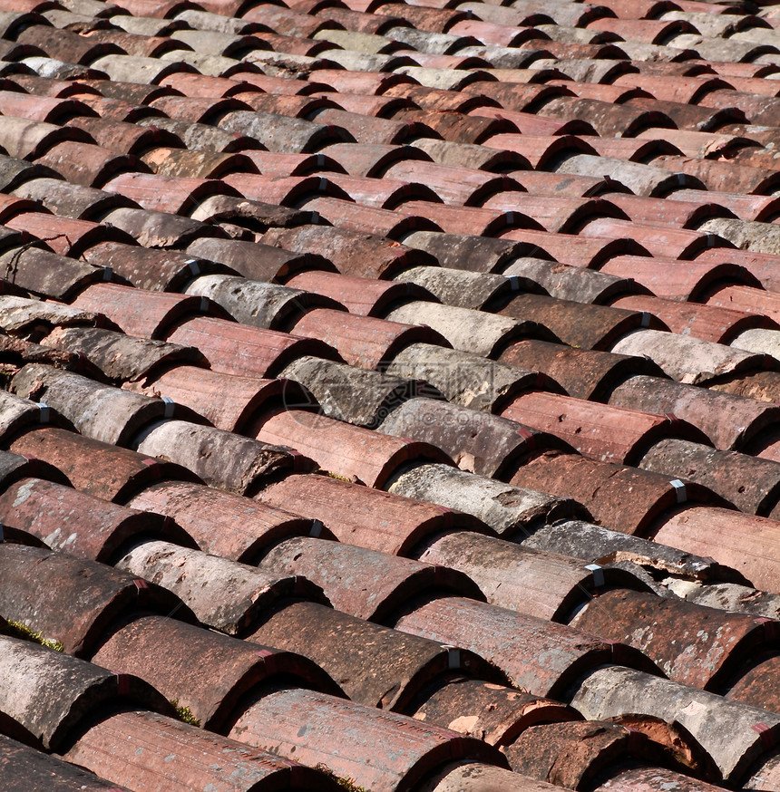 旧屋顶牌背景马赛克材料大地橙子天空建筑住宅黏土框架卵石图片