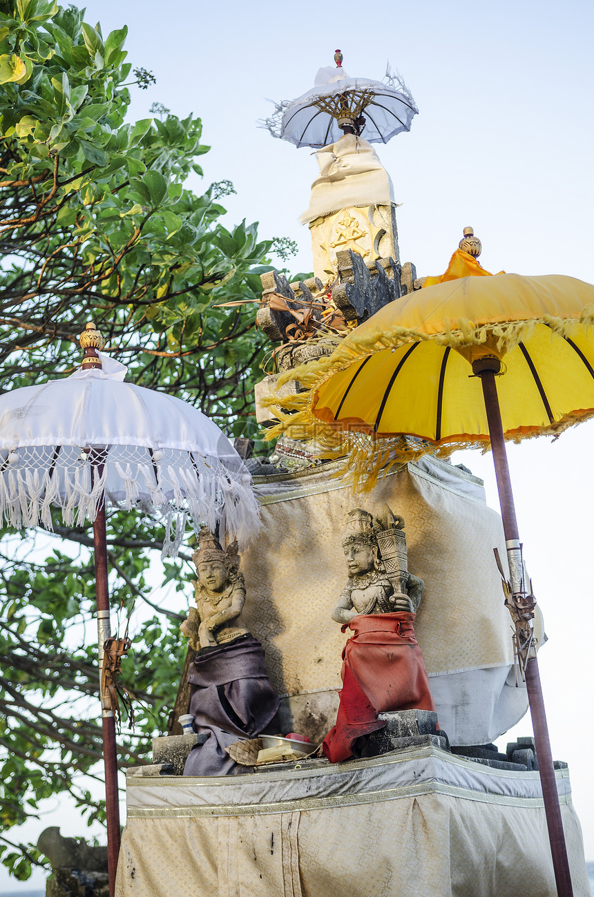 巴利因多尼西亚的圣迹旅行装饰神社雕像游客宗教建筑雕塑热带旅游图片