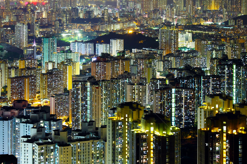 夜间在香港的公寓楼大楼住宅天际市中心中心建筑公寓楼摩天大楼房屋城市景观图片