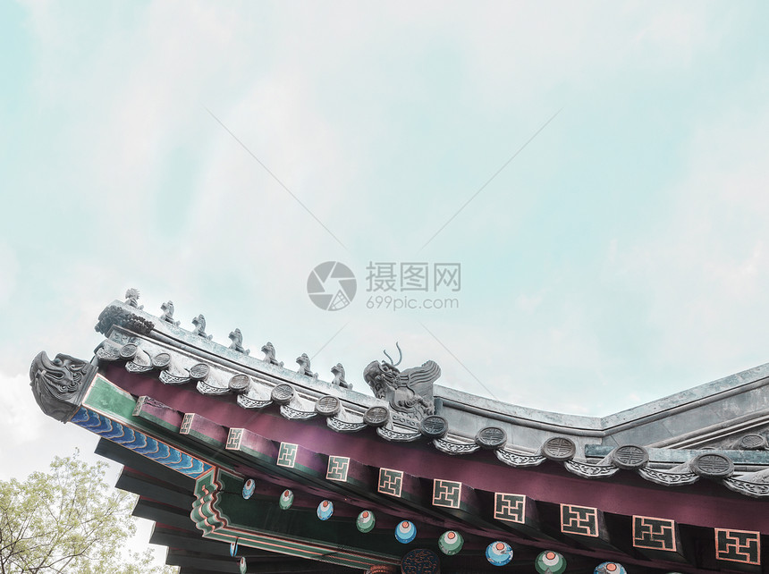 在中国大厦上 特写了板块的屋顶瓷砖摄影目的地视图城市文化历史动物天空水平正方形图片