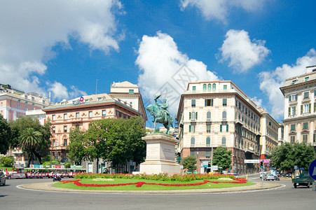 科维托广场和埃马纽埃尔二世的纪念碑 热那亚高清图片