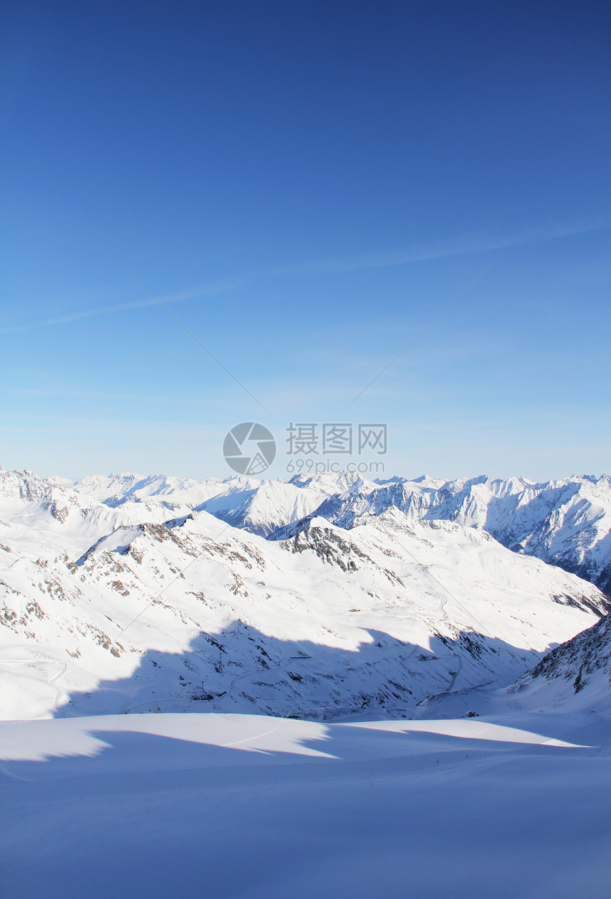 山峰峰日出旅游环境童话滑雪天气旅行假期首脑季节图片