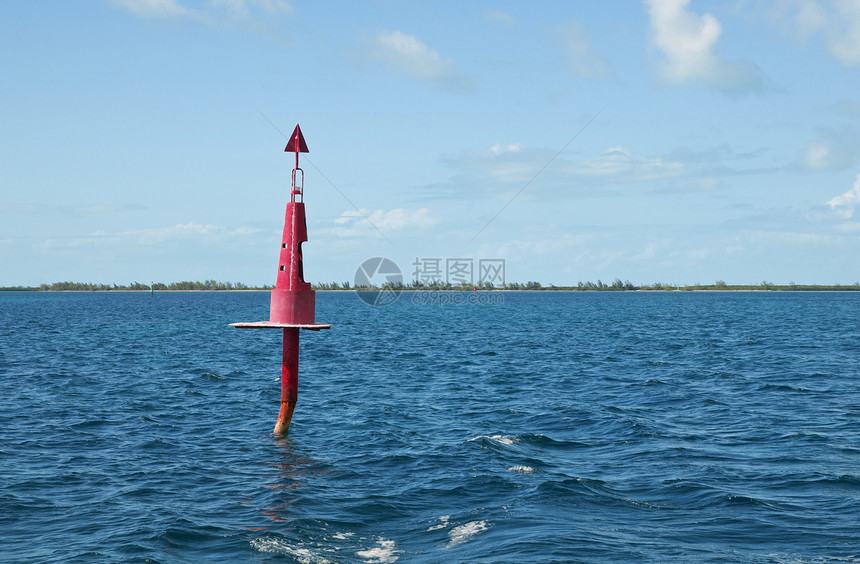 红浮标救援旅行航海海岸海洋帮助导航漂浮渠道巡航图片