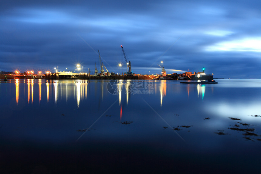 格恩西圣彼得港天空建筑建筑学景观日落旅游港口码头旅行海景图片