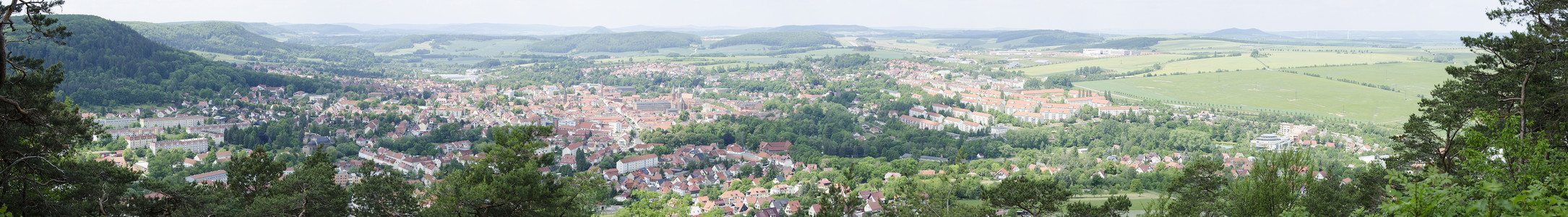 海尔巴德海利根施塔特全景村庄天空场地地平线乡村高清图片