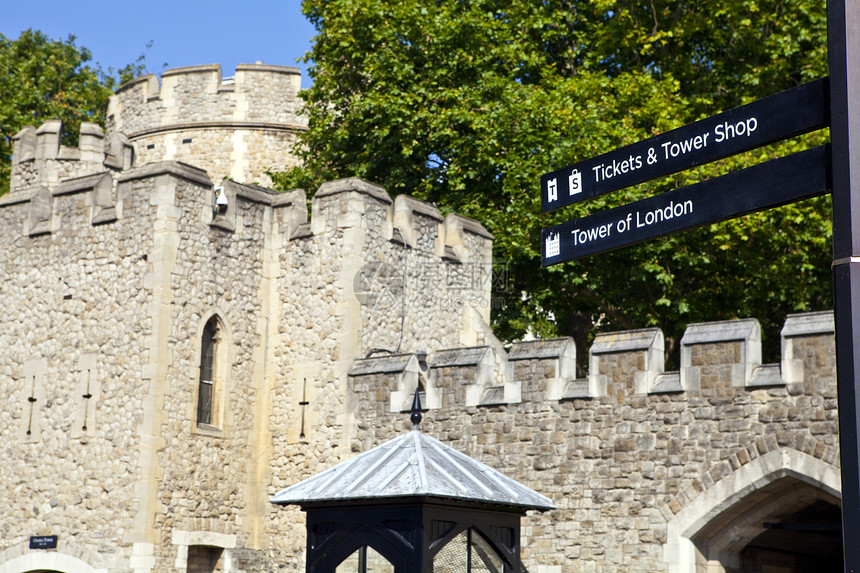 伦敦塔商品观光堡垒历史皇家景点建筑学城市店铺旅行图片