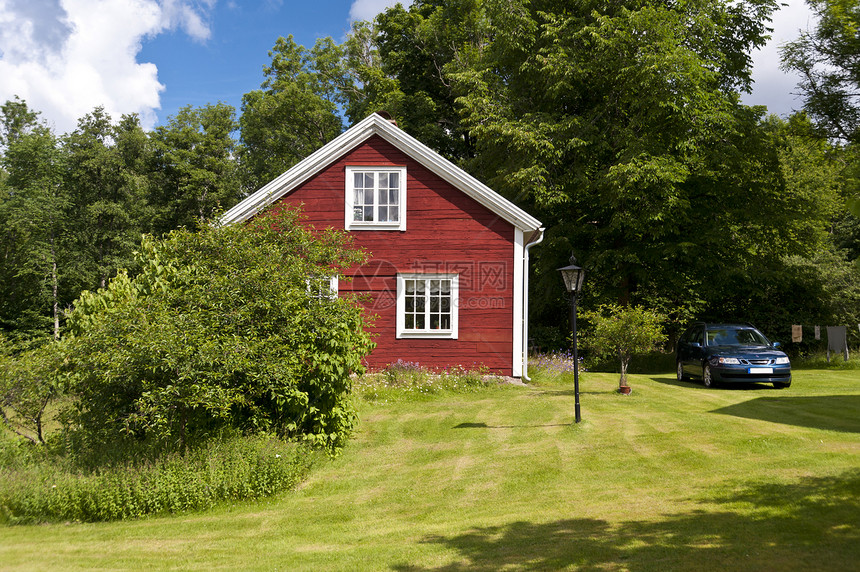 瑞典语之家住宅村庄黄色绿色建筑学红色框架建筑花园牧歌图片