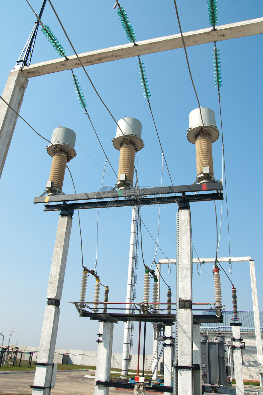 高压分电站的一部分天空电气金属绝缘变压器变电站网络单元接线平台图片