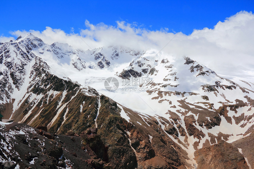 高加索山脉 Dombai高度悬崖岩石顶峰爬坡风景石头全景季节首脑图片