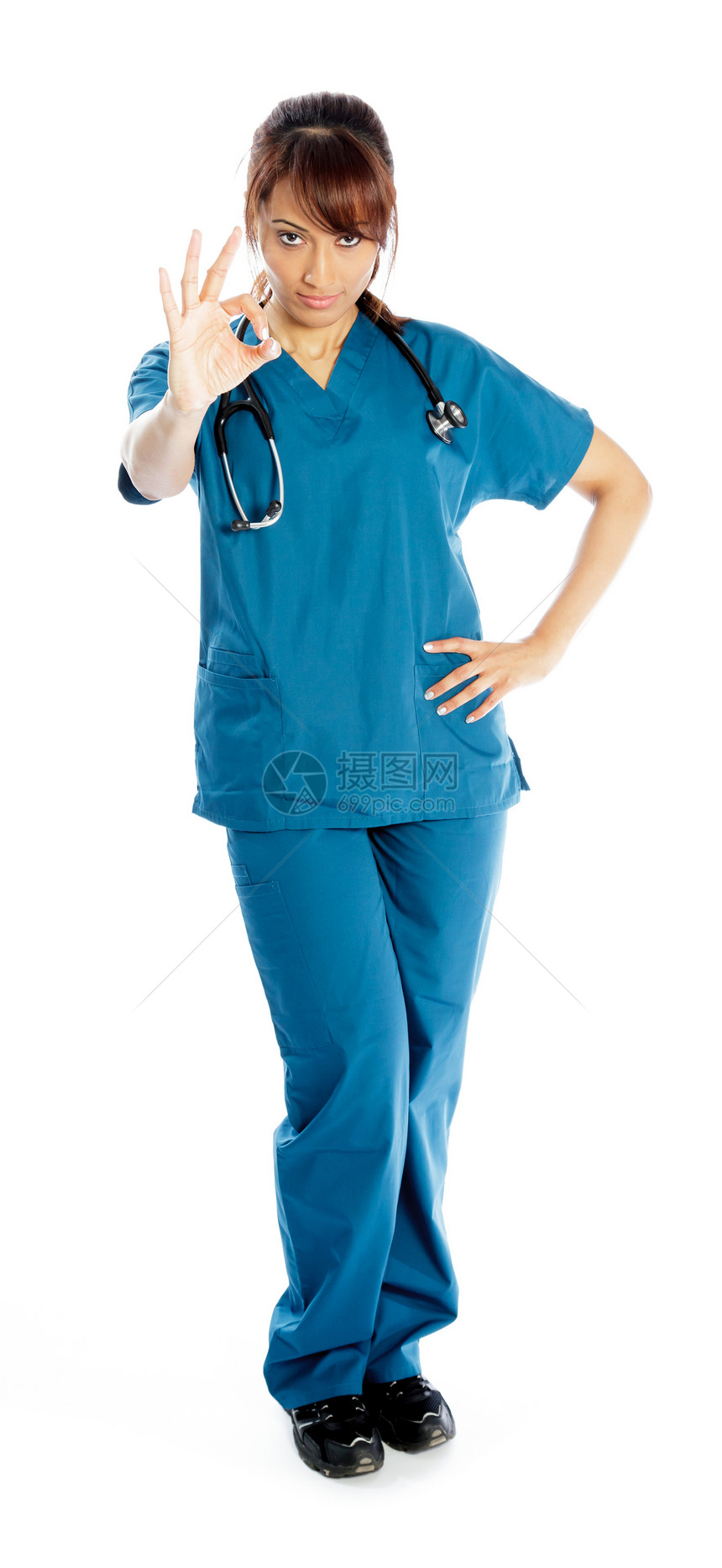 有吸引力的印度妇女孤立在白种背景上医疗全科保健护士医护人员蓝色医学医生女性悲伤图片