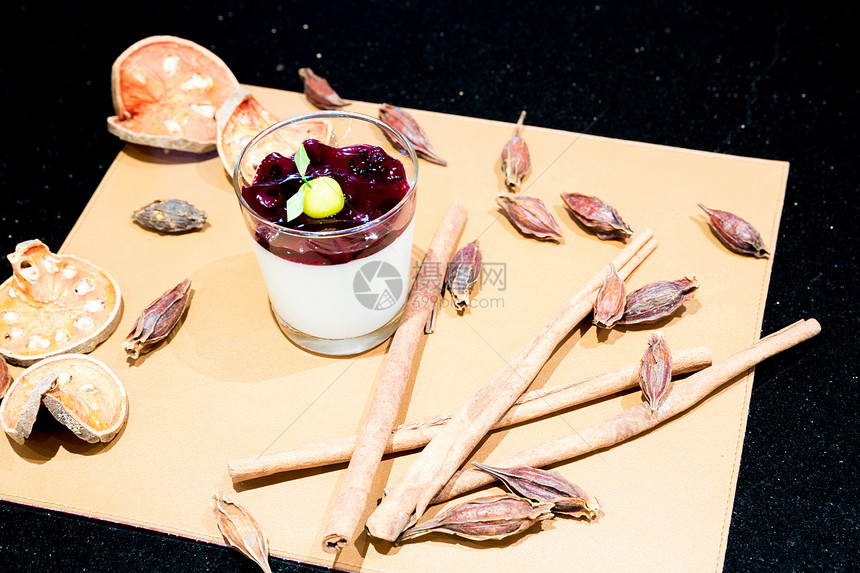 加拿大奶油盘子美食水果浆果食物棉花食谱菜单覆盆子图片