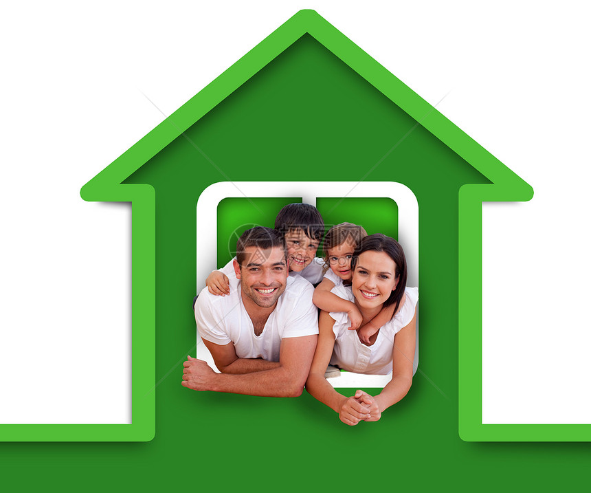 在绿屋插图中微笑的家族图片