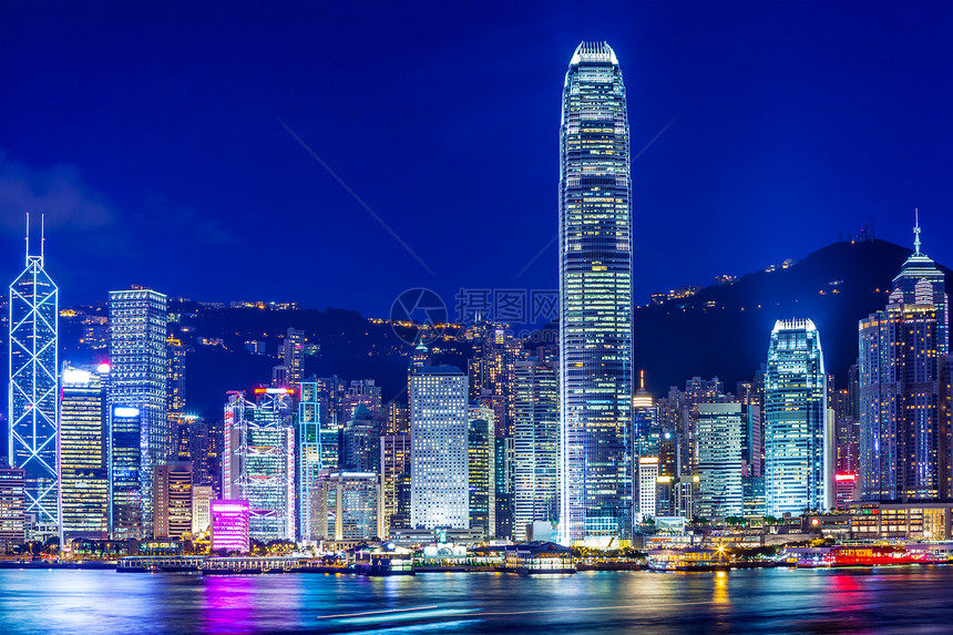 香港晚上的天线办公室天空建筑摩天大楼大楼天际城市企业公司港口图片