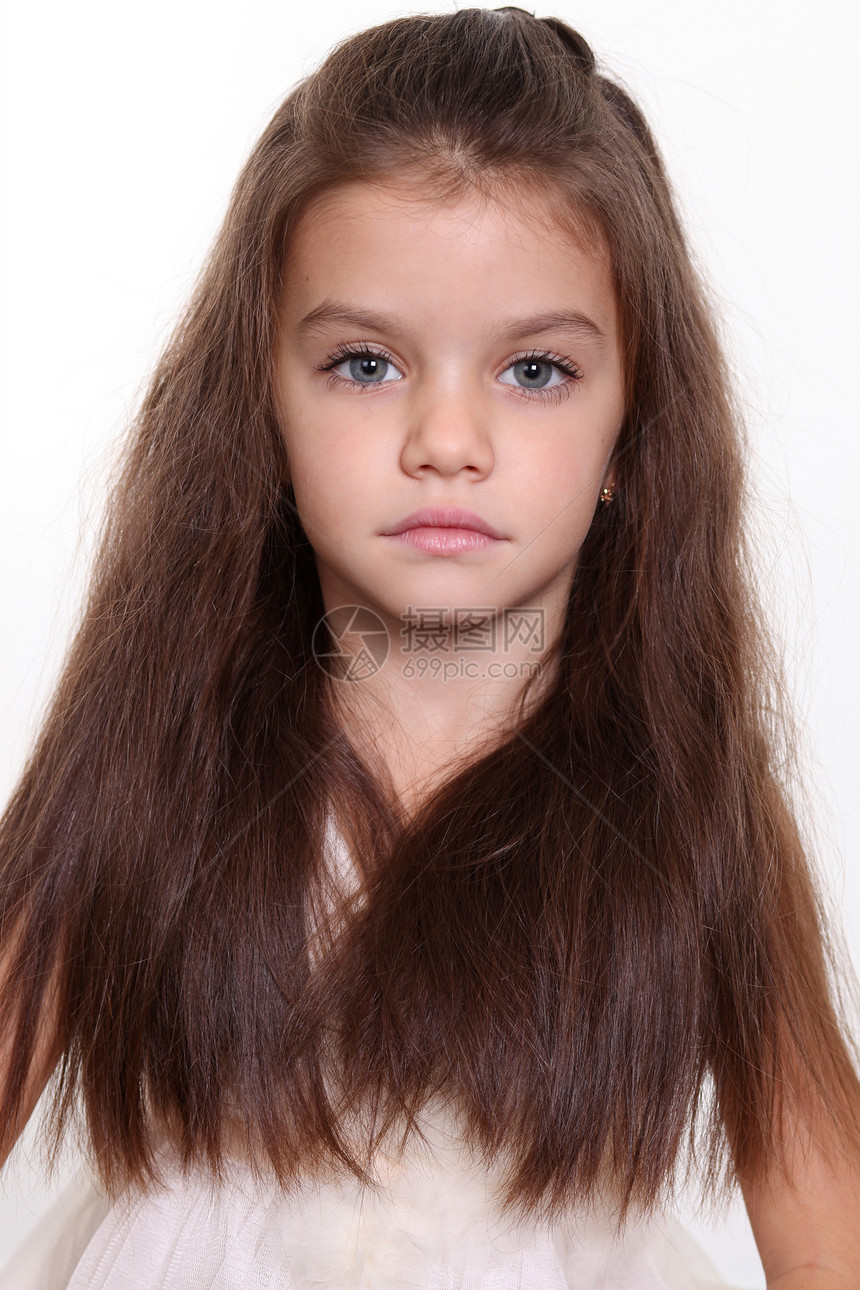 长着漂亮头发的小女孩女儿女孩女性生活眼睛童年孩子图片