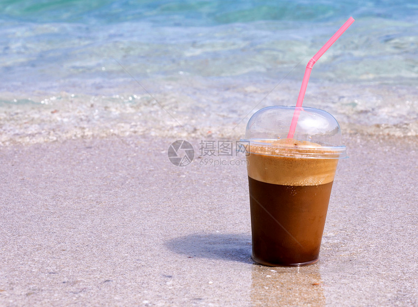 沙滩咖啡勺子芳香海洋阳台海景支撑稻草茶点食堂杯子图片