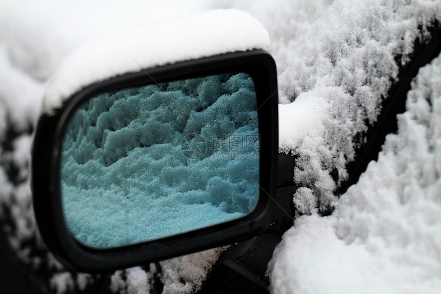 镜子里的雪车运输运动气候后视镜旅行暴风雪乡村危险痕迹图片