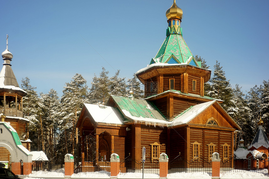 冬季伍德正统教堂图片