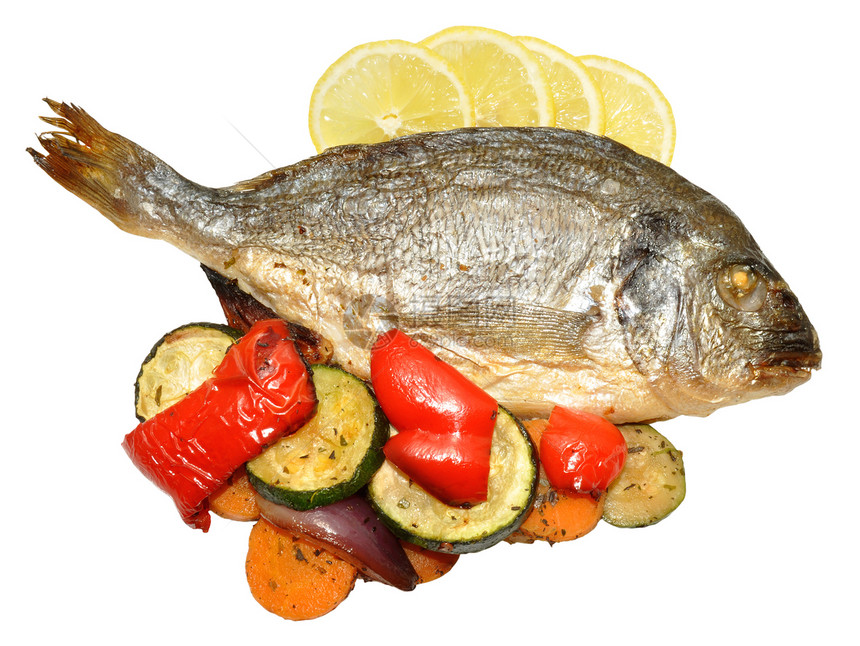 烤鱼和烧烤蔬菜饮食黄色柠檬红辣椒美食烹饪鲷鱼食物营养海鲜图片