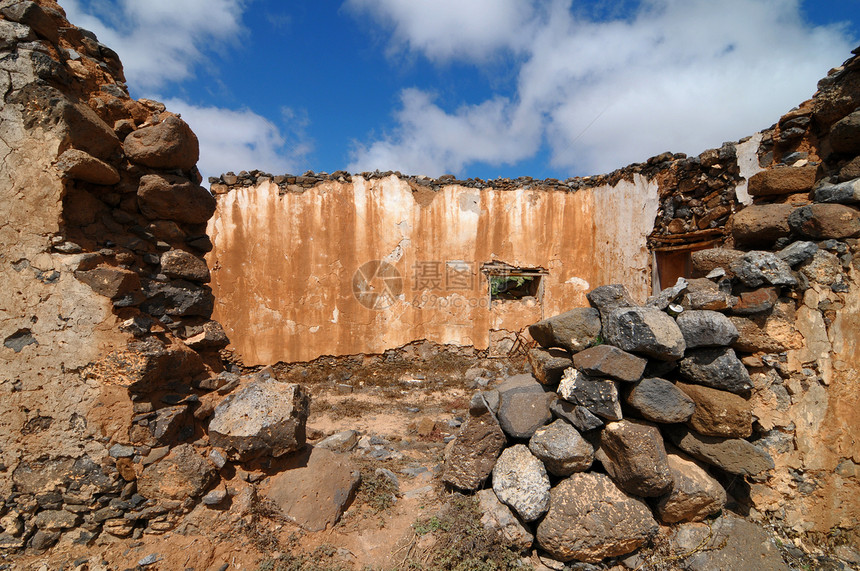 沙漠中被遗弃的房屋废墟建筑学风化建筑乡村衰变金属金子房间国家图片
