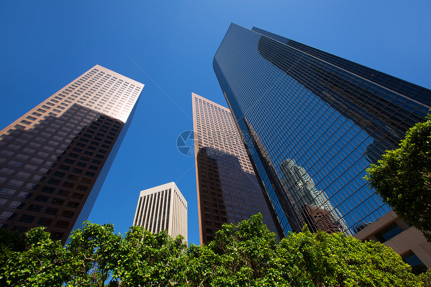 洛杉矶市中心摩天大楼的天使楼天空反射景观城市高楼商业建筑物旅行办公室玻璃图片