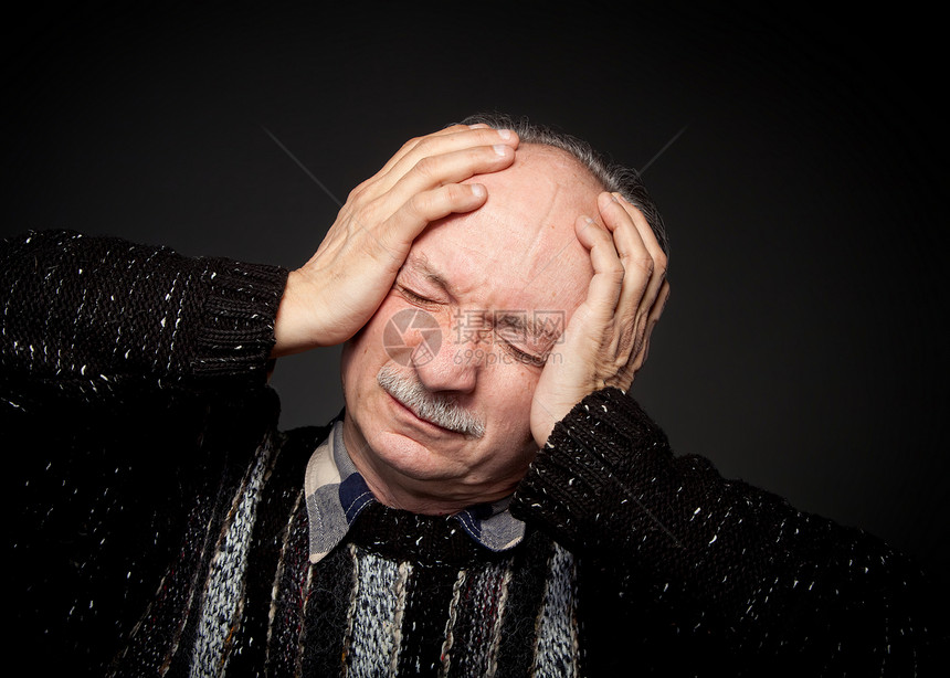 头痛伤害疼痛生活担忧情绪化医疗压力男性男人疾病图片