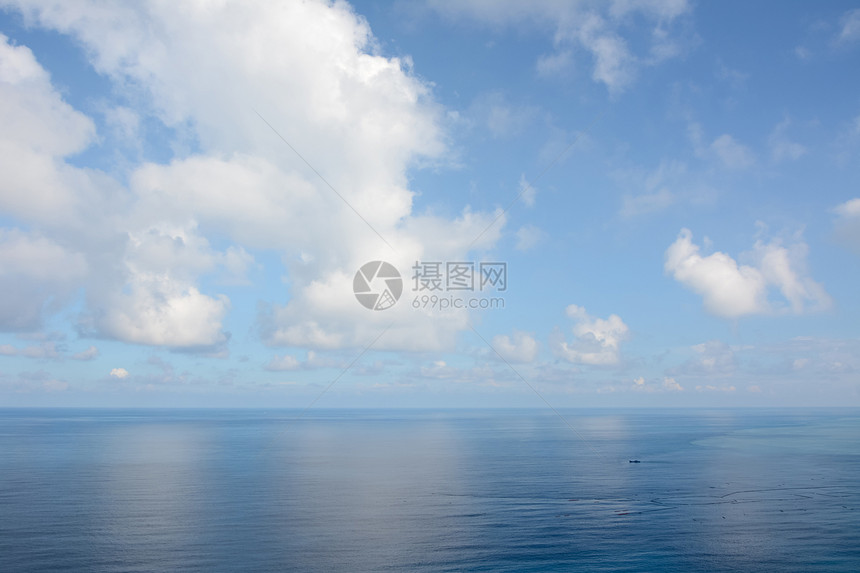 美丽的海景闲暇海洋海岸蓝色白色放松海浪场景风景流动图片