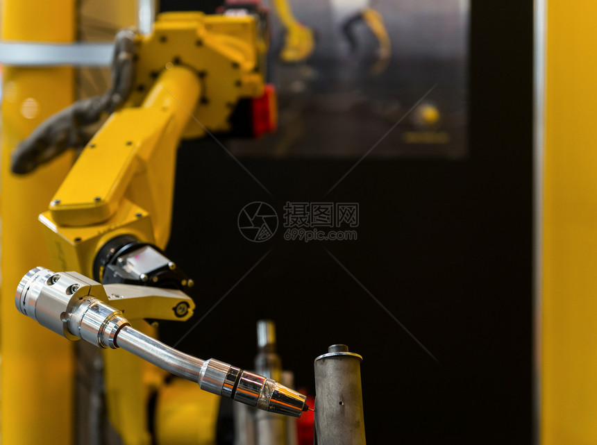 工厂的焊接机机器工业黄色焊接工具刀具压力激光工程焊机图片